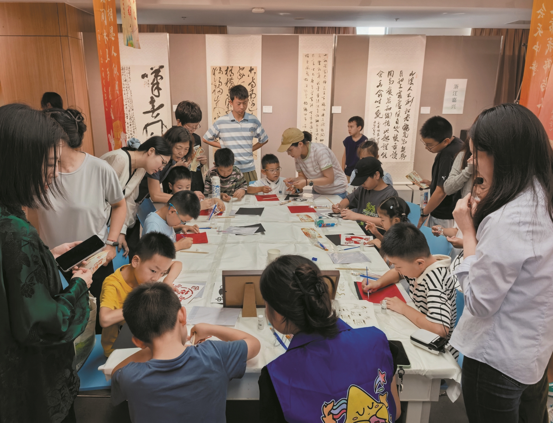 崇川區(qū)圖書(shū)館連續(xù)六年舉辦中秋游園活動(dòng)